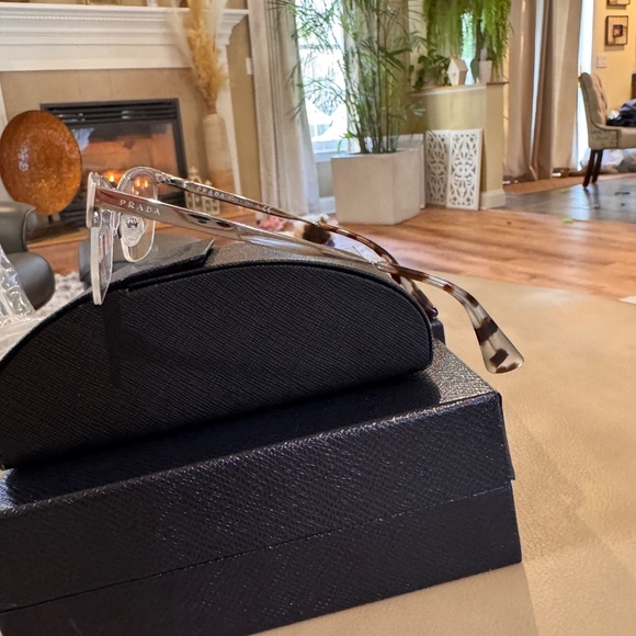 Prada eyeglasses VPR65q - Picture 3 of 5
